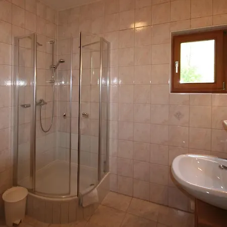 Gasthuis Gastehaus Linderhof 3*