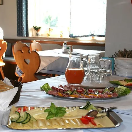 Gasthof Gästehaus Linderhof